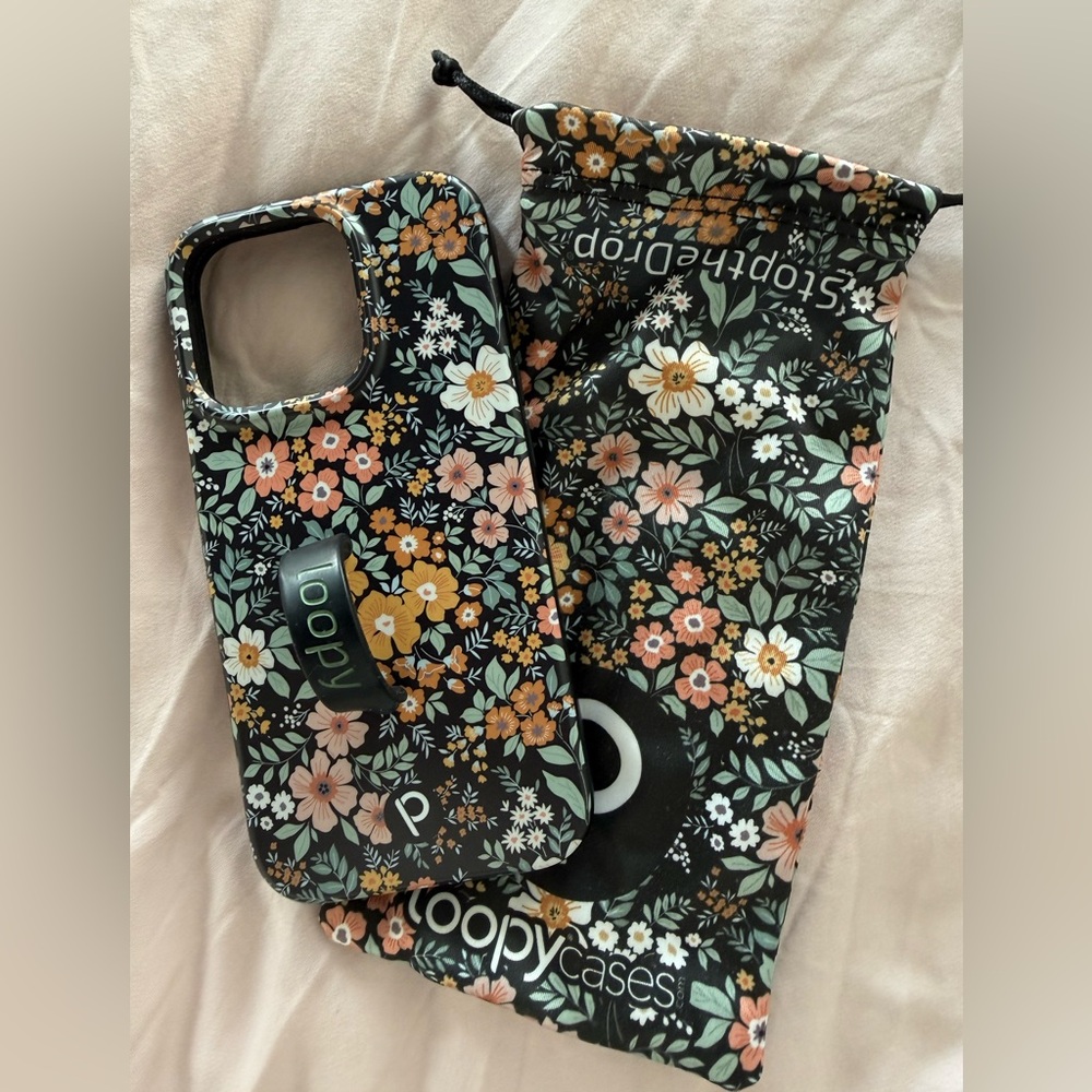 LOOPY CASE in VINTAGE BLOOMS